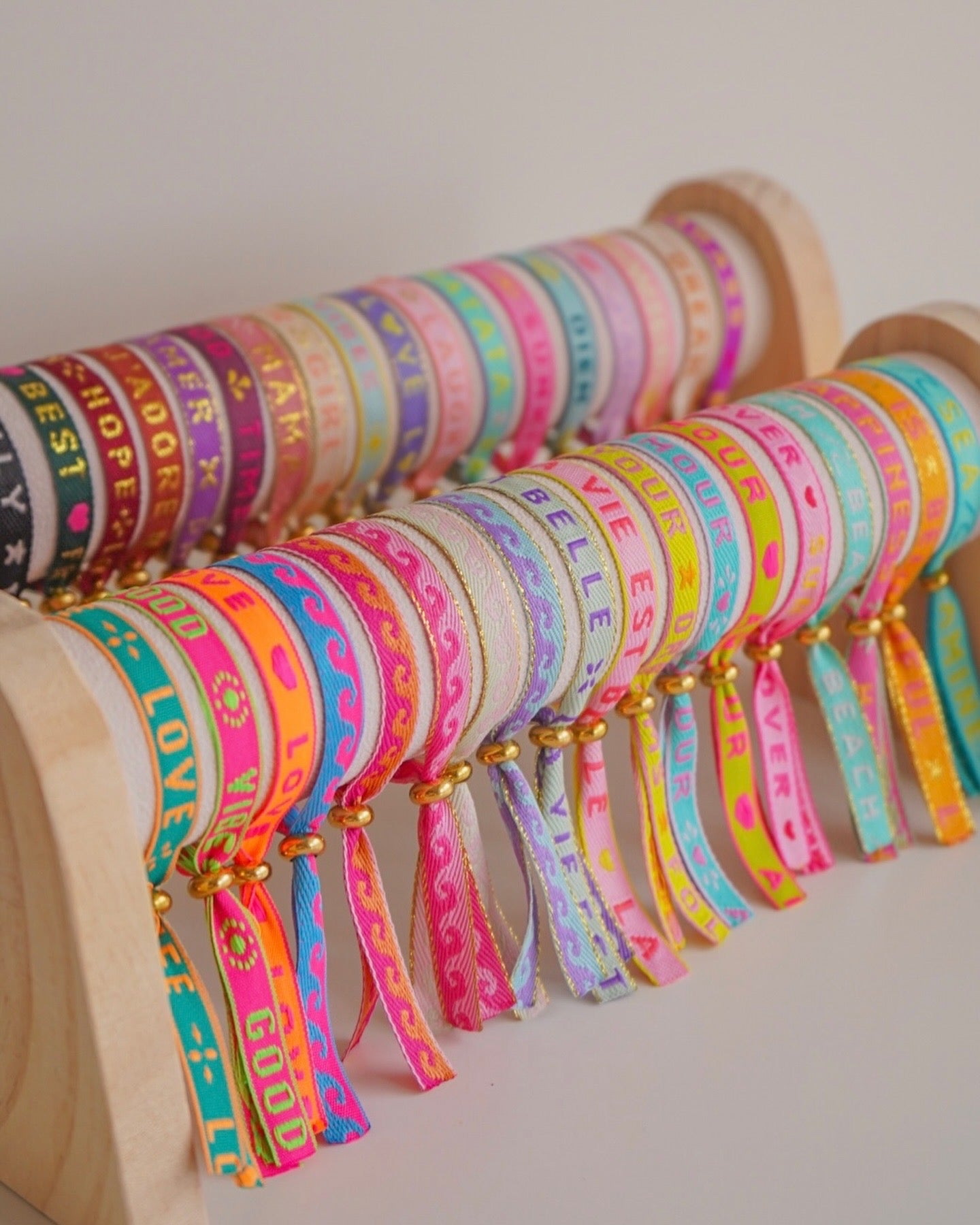 Pulseiras Mensagem