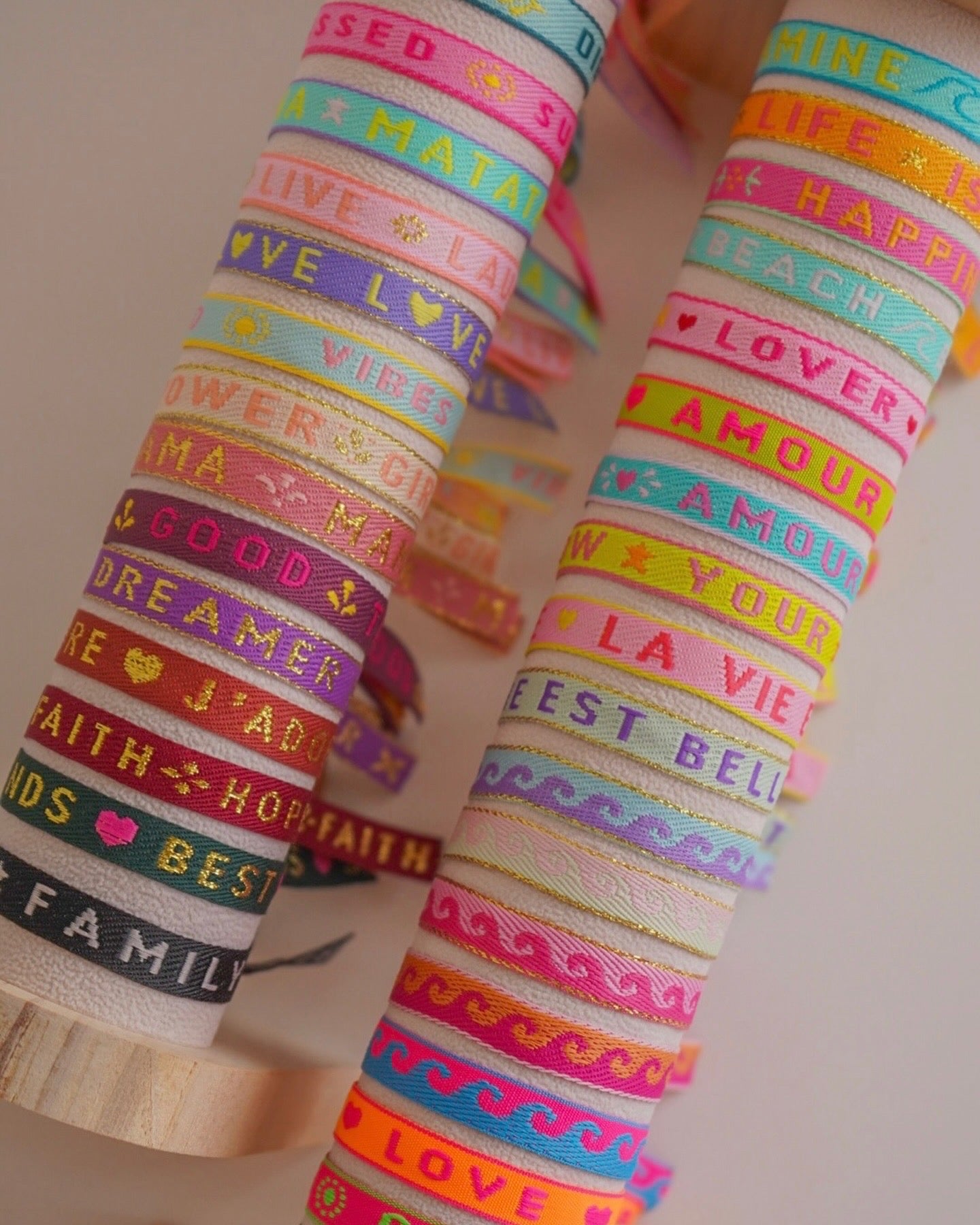 Pulseiras Mensagem