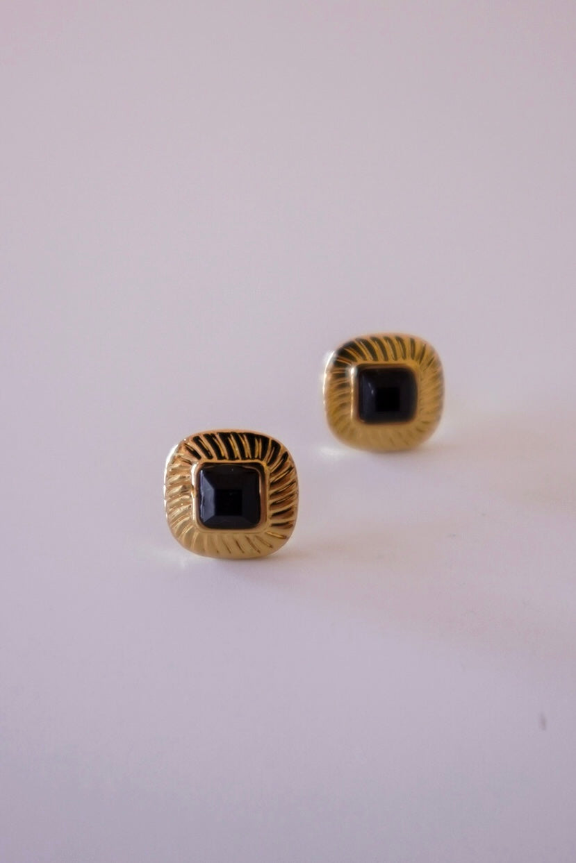 Brincos Mini Vintage Preto