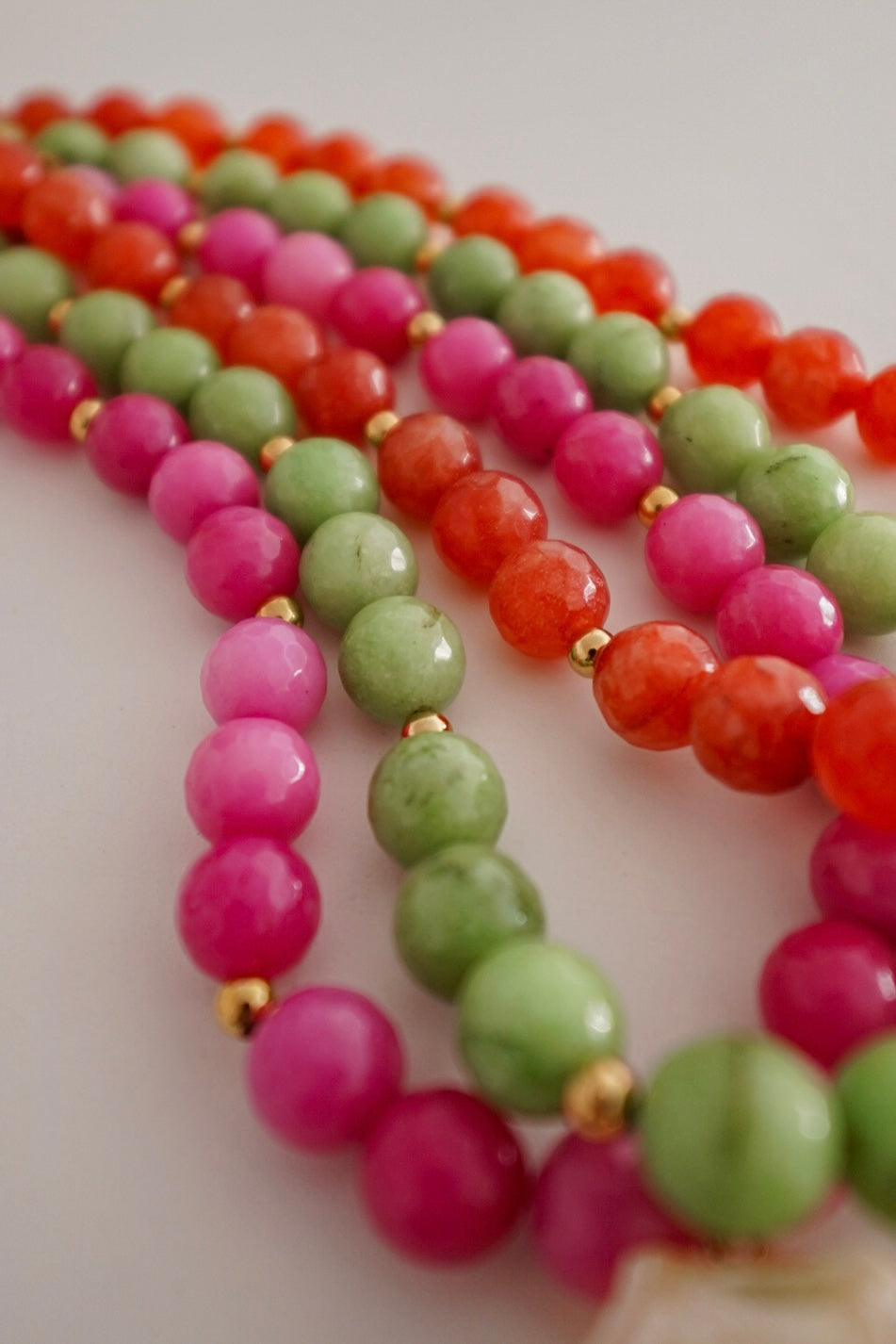 Colar Pedras Naturais Caracol