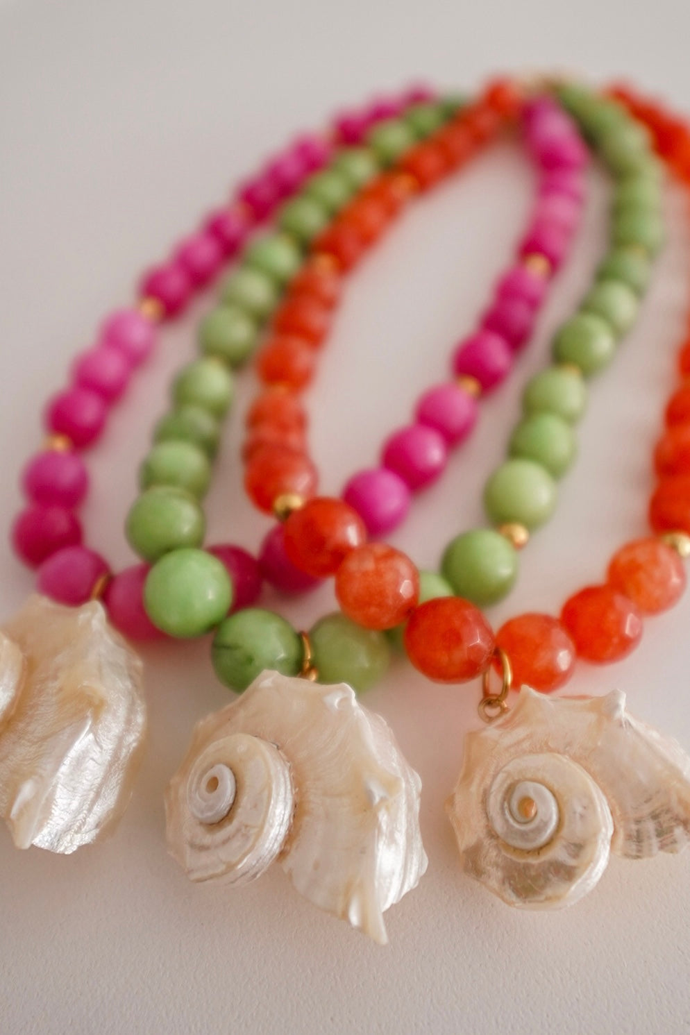 Colar Pedras Naturais Caracol