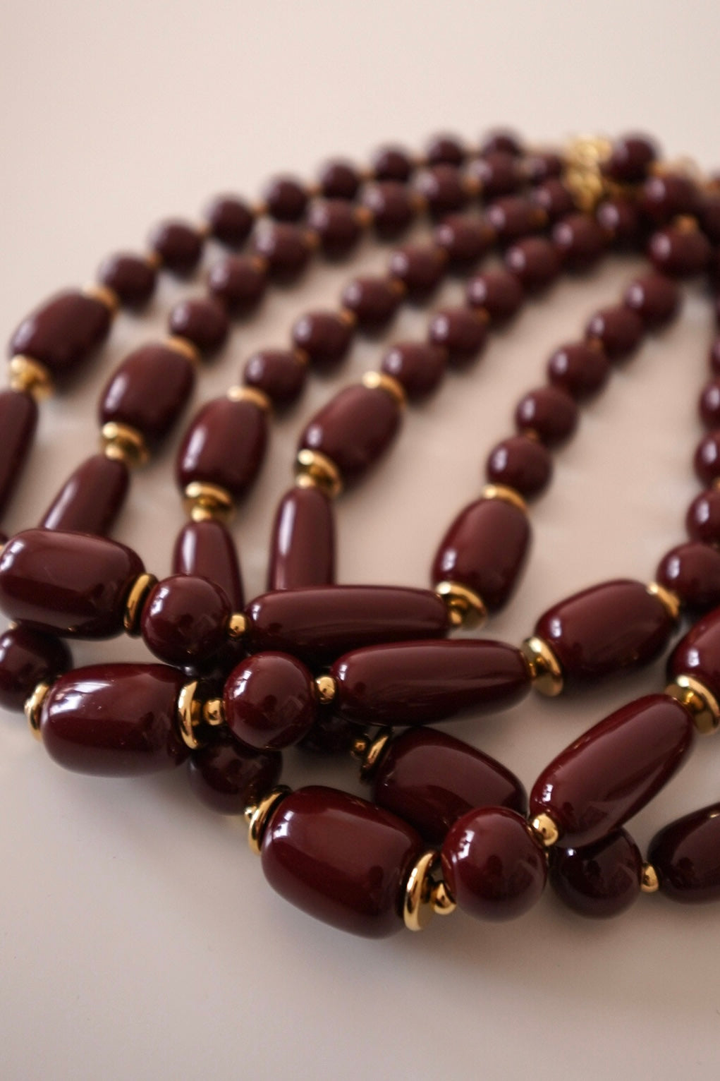 Colar Pedras Castanho