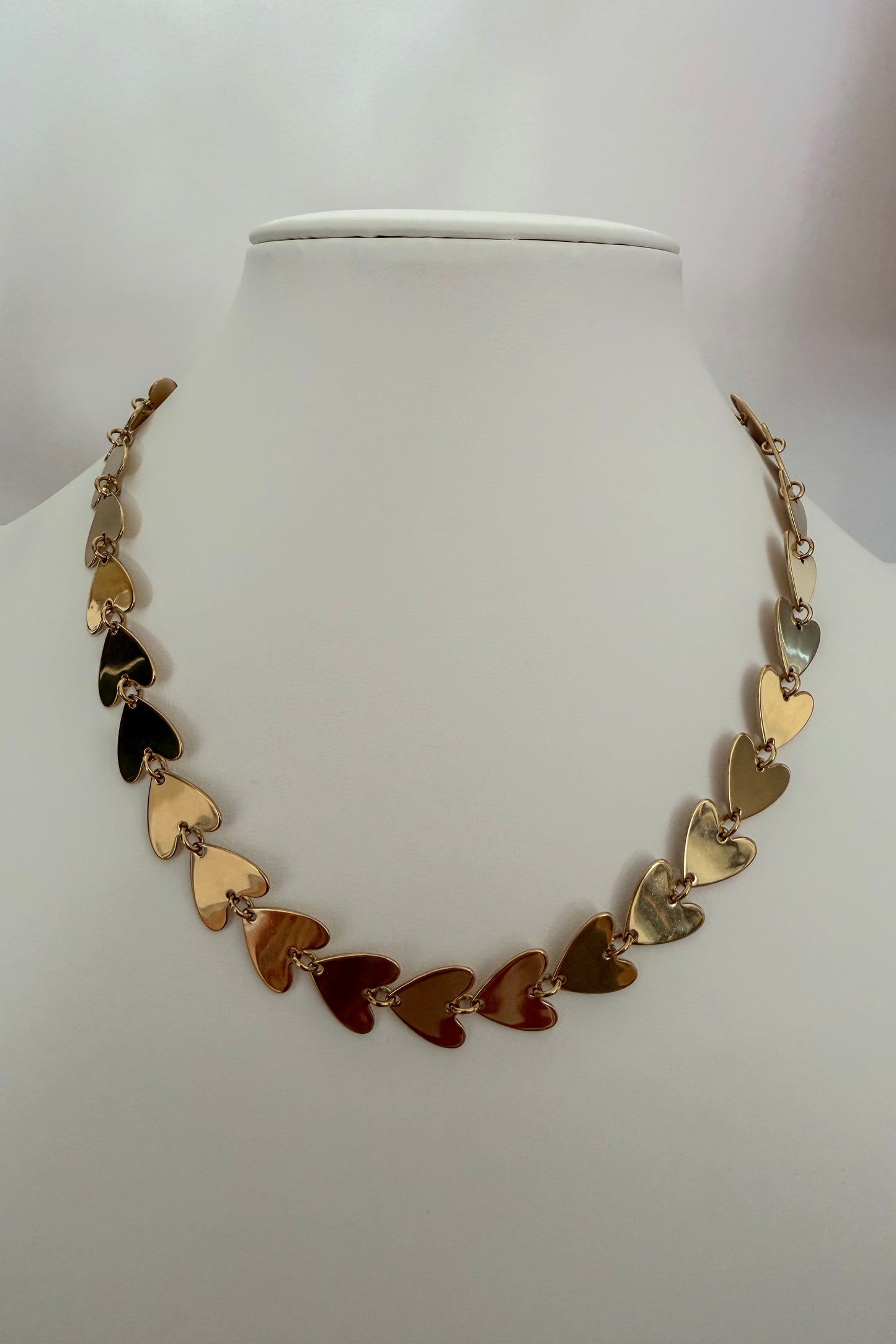 Colar Dourado Corações