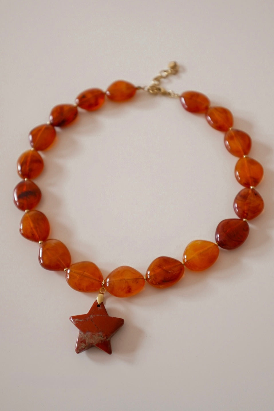 Colar Estrela Âmbar