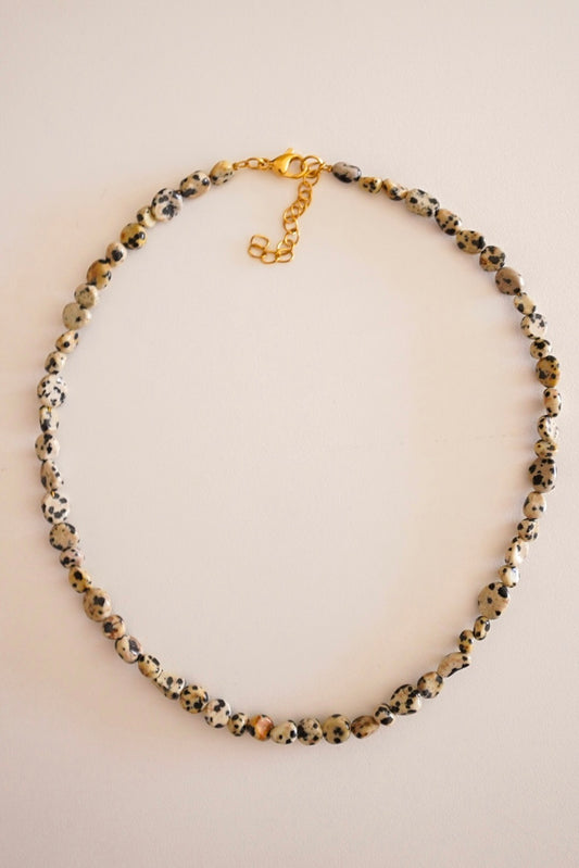 Colar Pedras Dálmata